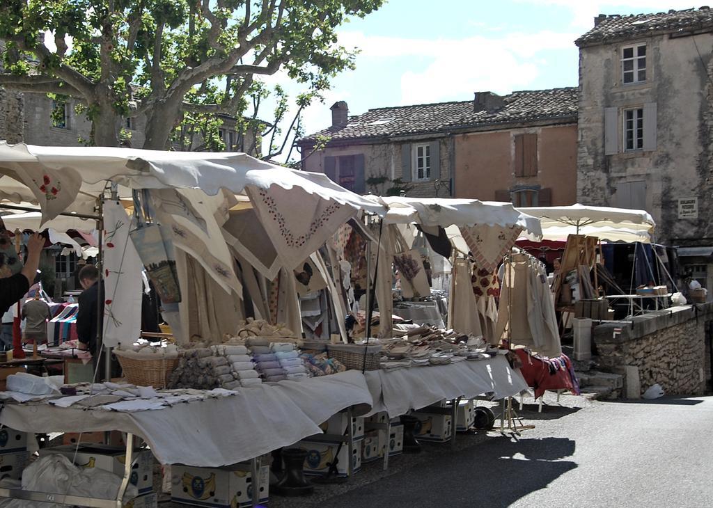 Cypres Du Paradis A Gordes Eksteriør billede